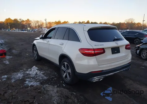 2018 Mercedes-Benz Glc 300 from USA, damaged, VIN WDC0G4JB3JV067967